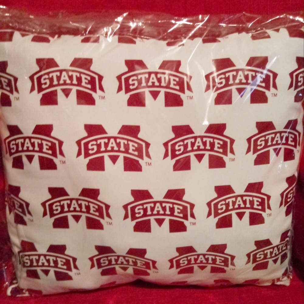 Logo pillows - Picture 2 of 6